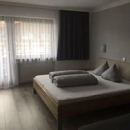 Hotel Feneberg 3*