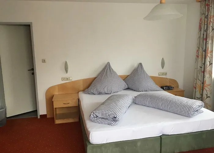 Feneberg הרוואלד